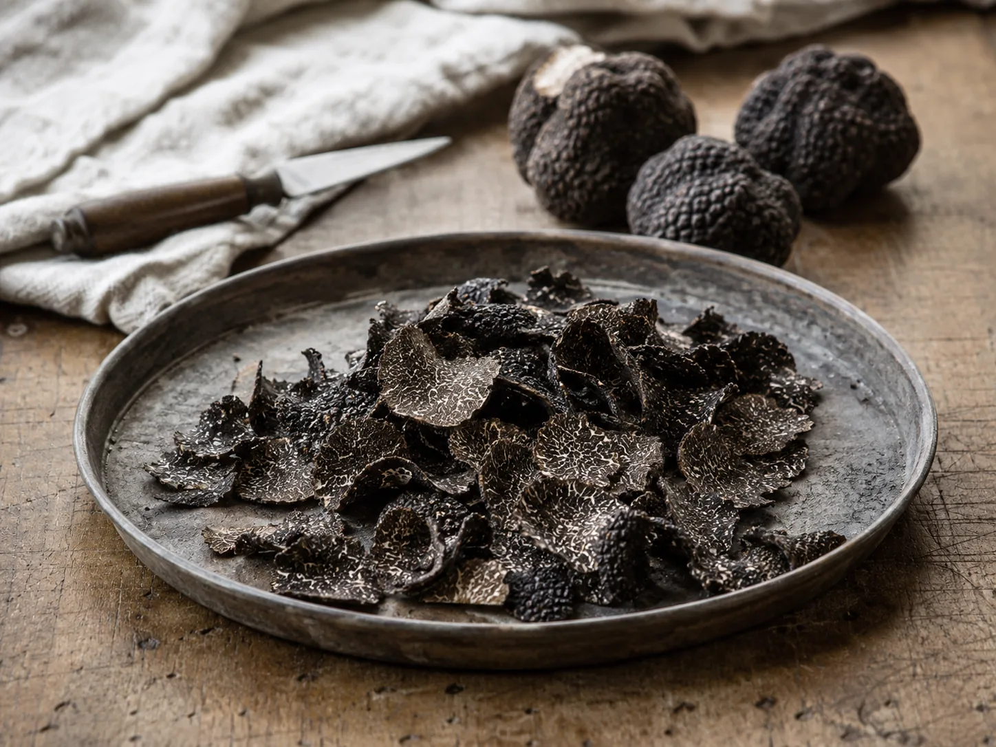 Black Truffle Peelings for the Trade